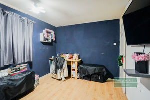 Photo 21- click for photo gallery